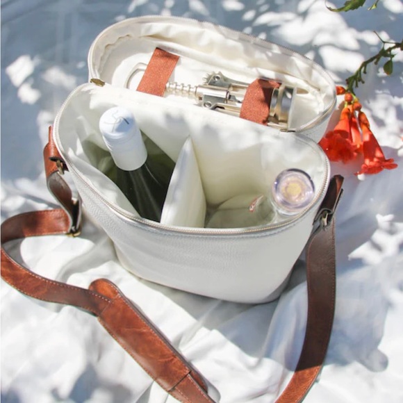 Wine Tote - Picture 4 of 4